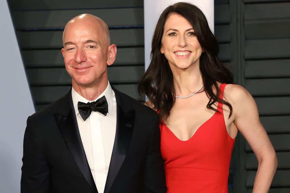 Https3A2F2Fspecials Images.forbesimg.com2Fimageserve2F5ced18c5142c500008f3db712FAmazon CEO Jeff Bezos And MacKenzie Bezos At The 2018 Vanity Fair Oscars Party 2F960x0 9656495